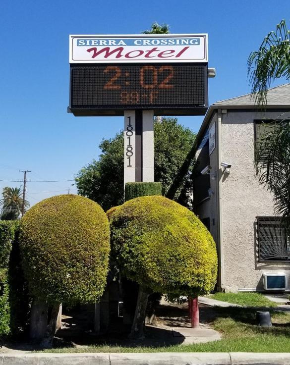 Sierra Crossing Motel Bloomington Luaran gambar